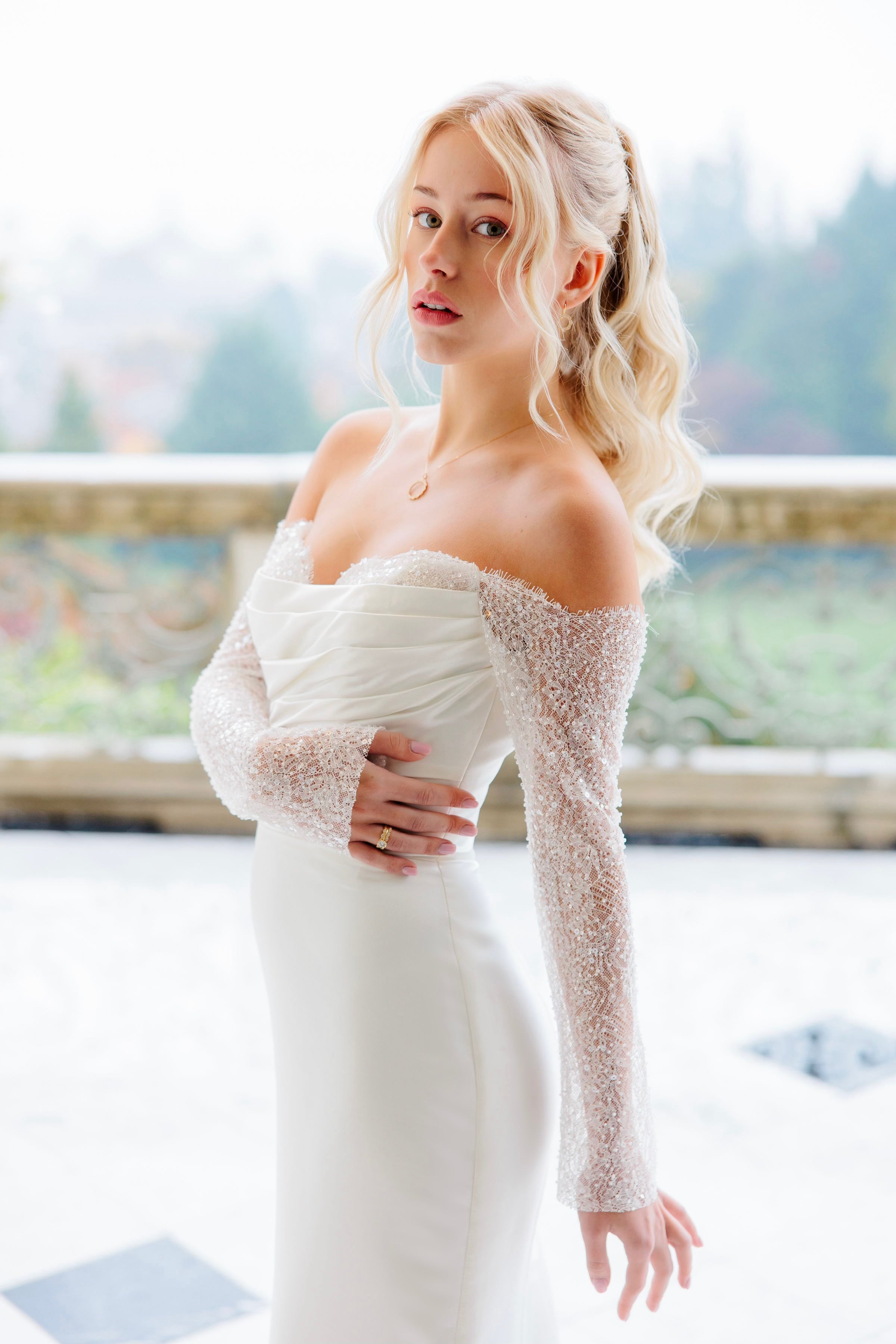 WEDDING DRESS CARRIE