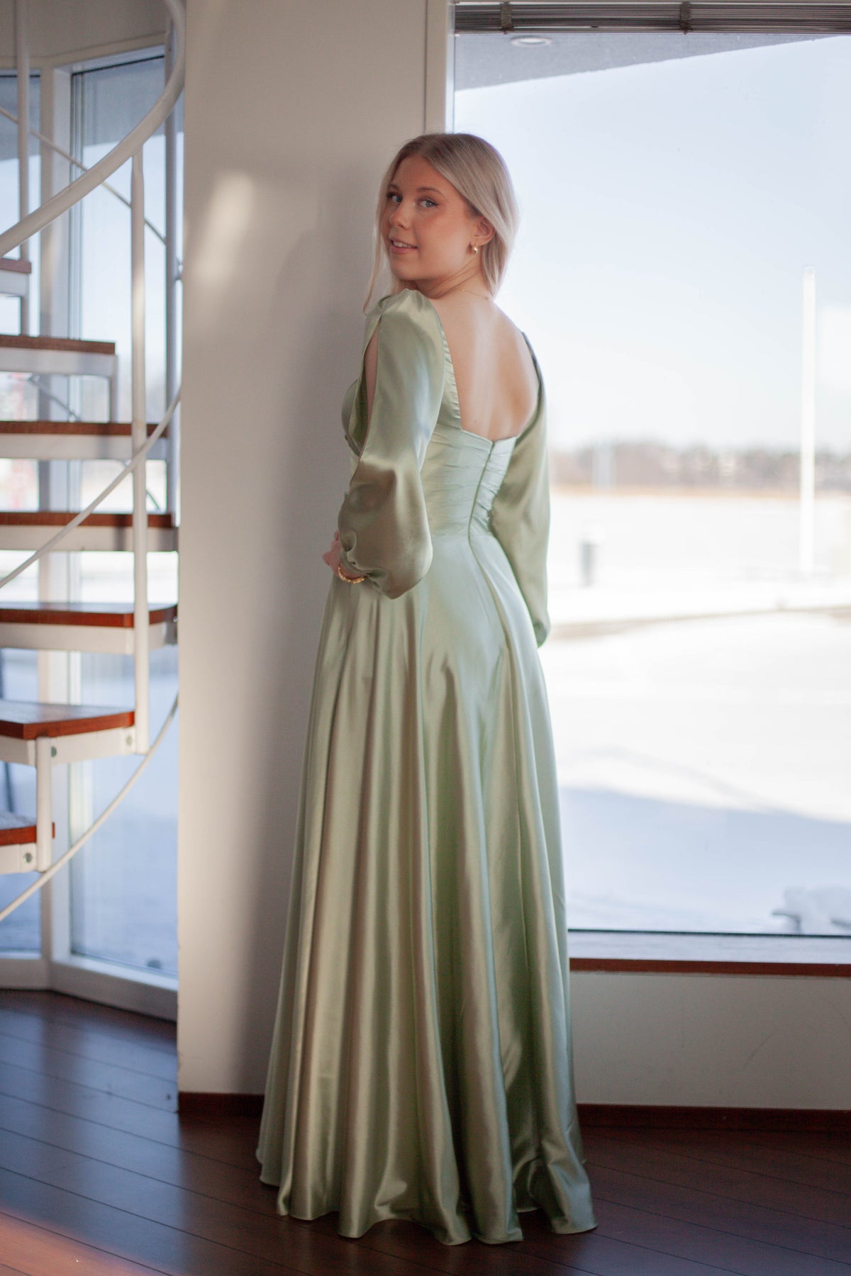 ILTAPUKU H4881L-SILKSATIN LIGHT OLIVE