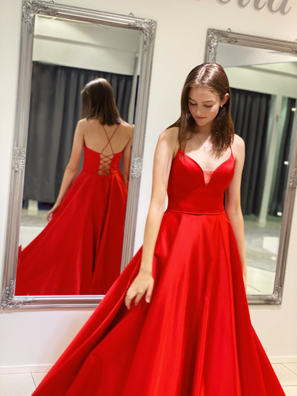 VANHOJENTANSSIMEKKO H4443P-SATIN RED