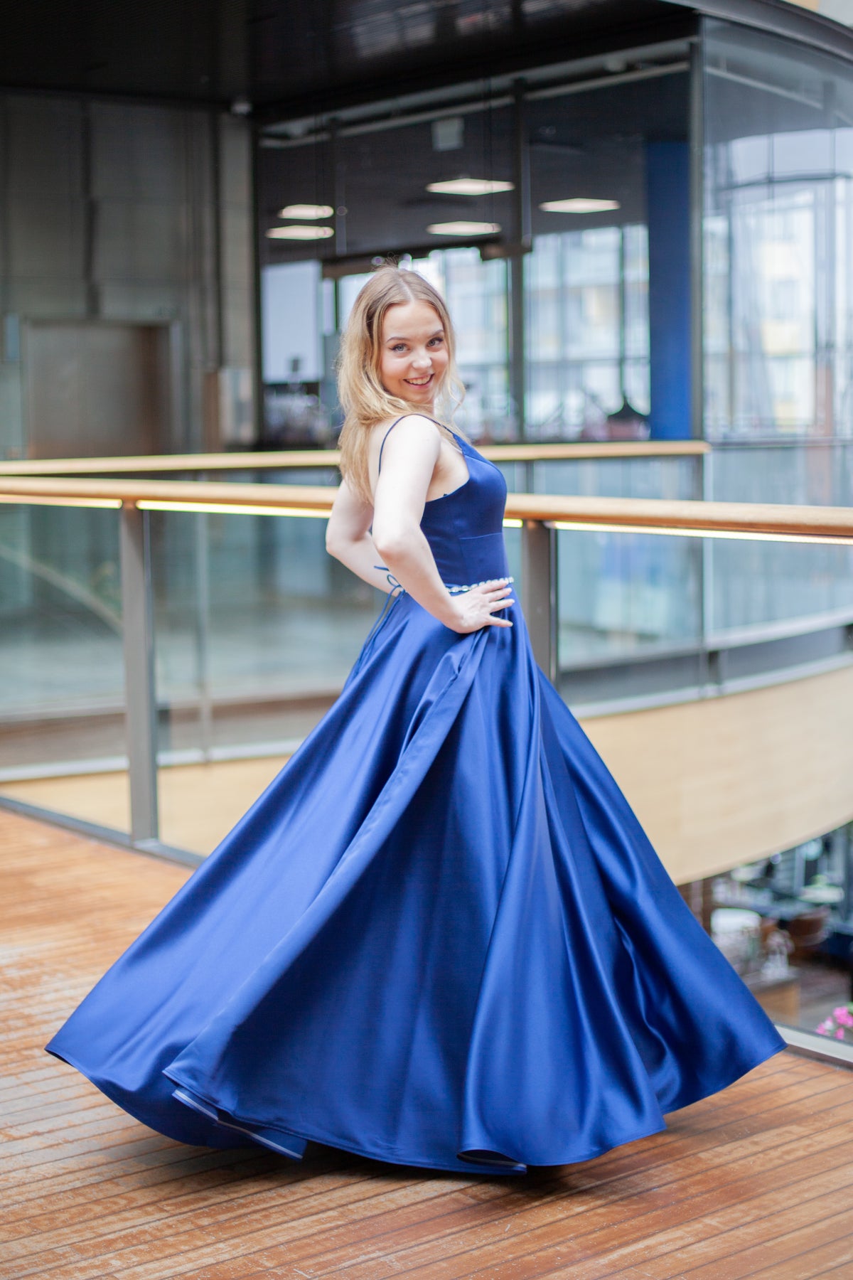 VANHOJENTANSSIMEKKO H4467P-SATIN MIDNIGHT