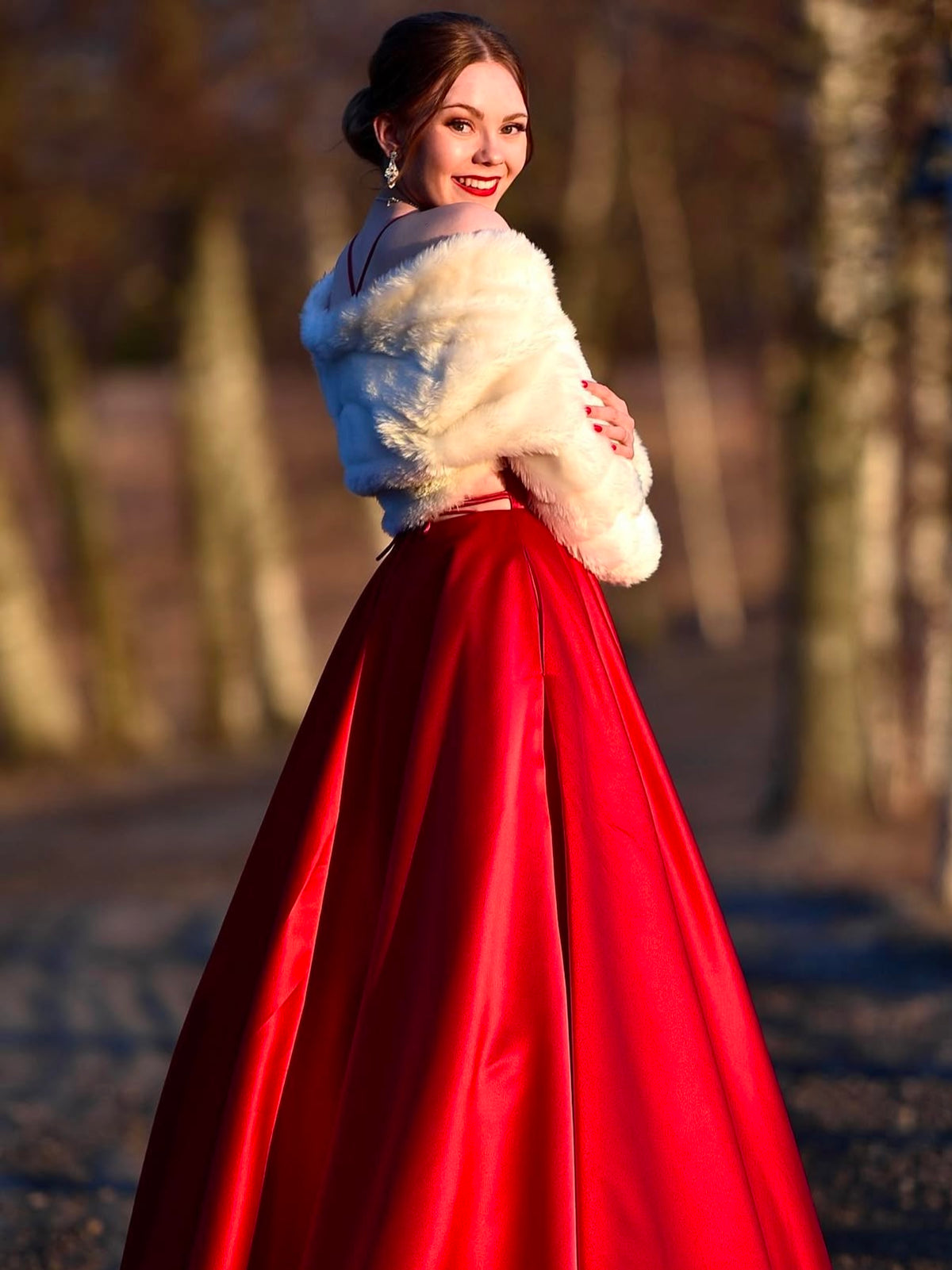 VANHOJENTANSSIMEKKO H4370PS-SATIN RED
